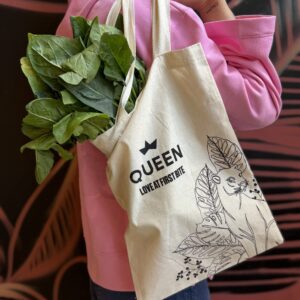 TOTE BAG BEIGE QUEEN CHICA