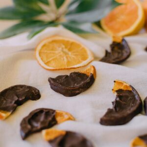 NARANJITAS BAÑADAS EN CHOCOLATE SIN AZUCAR X50GR- QUEEN